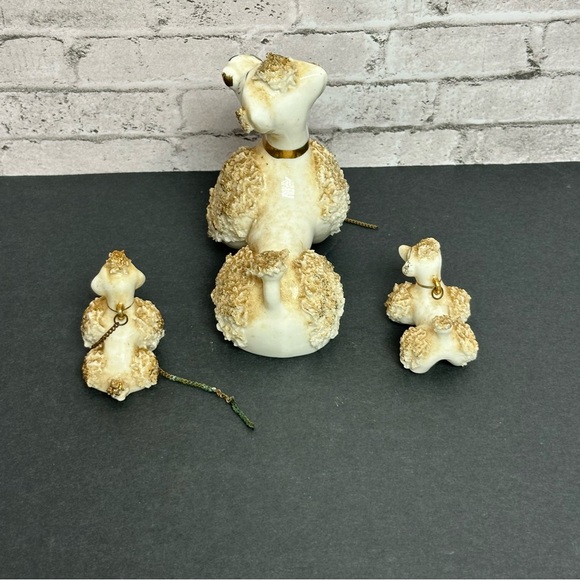 Vintage Ivory/Gold Spaghetti French Poodle Figurines Mom and 2 Puppies Japan - Picture 3 of 16